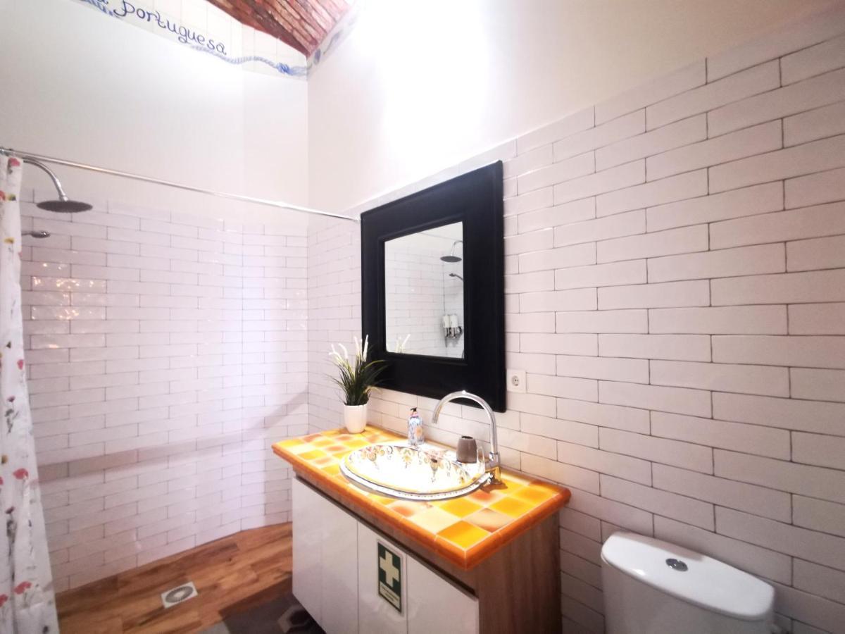 Charming Portuguese Style Apartment, For Rent "Vida A Portuguesa", "Fruta Or Polvo" Alojamento Local ปอร์ติเมา ภายนอก รูปภาพ