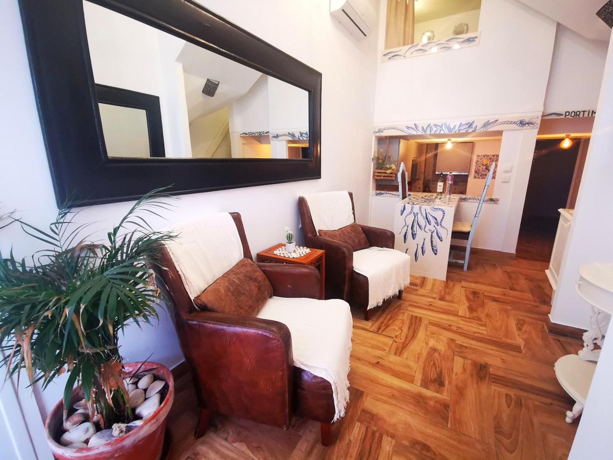 Charming Portuguese Style Apartment, For Rent "Vida A Portuguesa", "Fruta Or Polvo" Alojamento Local ปอร์ติเมา ภายนอก รูปภาพ